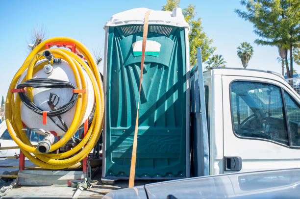 Best Portable restroom trailer rental  in Wood River, IL
