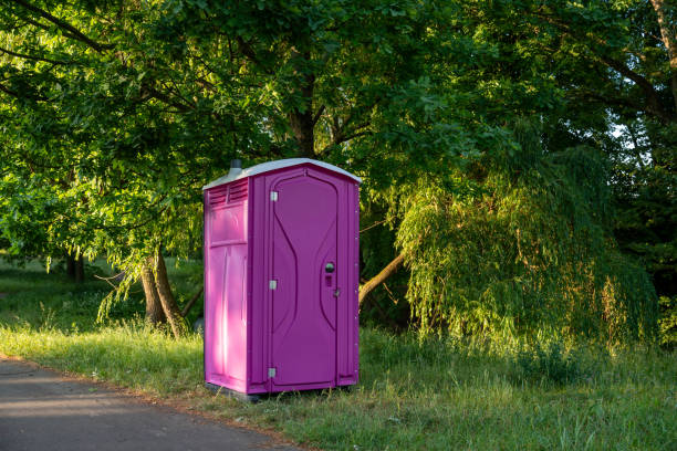 Best Best portable toilet rental  in Wood River, IL